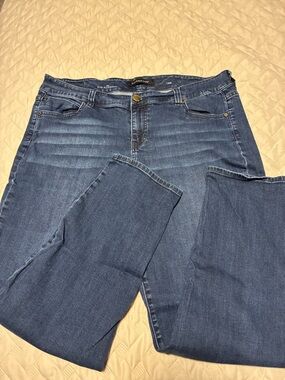 Liverpool Jeans Company Women's Boyfriend Jeans - Medium Blue